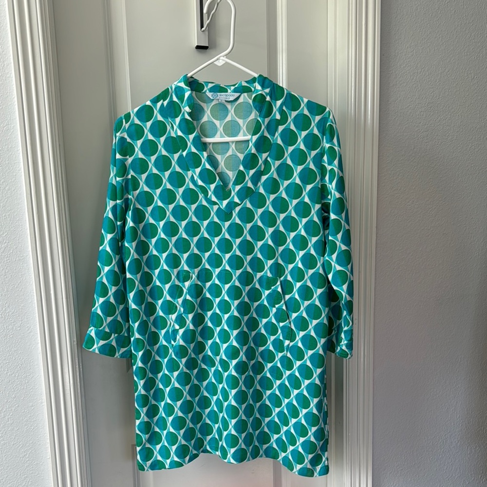 Escapada Green and White Swim Cover-Up